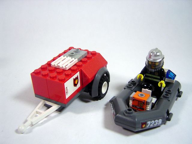7239 - Le camion des pompiers - LEGO Blog