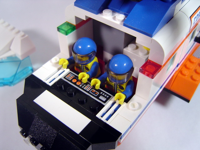 7738 - L'h?�licopt?�re et le canot de sauvetage des garde-c?�tes - LEGO Blog